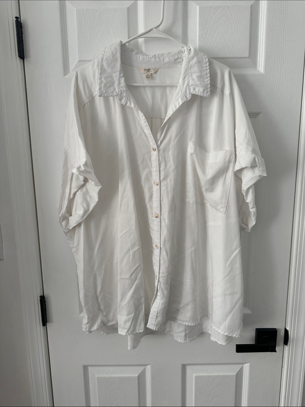 Plus Women’s White Classic Button-Up Shirt-worn once